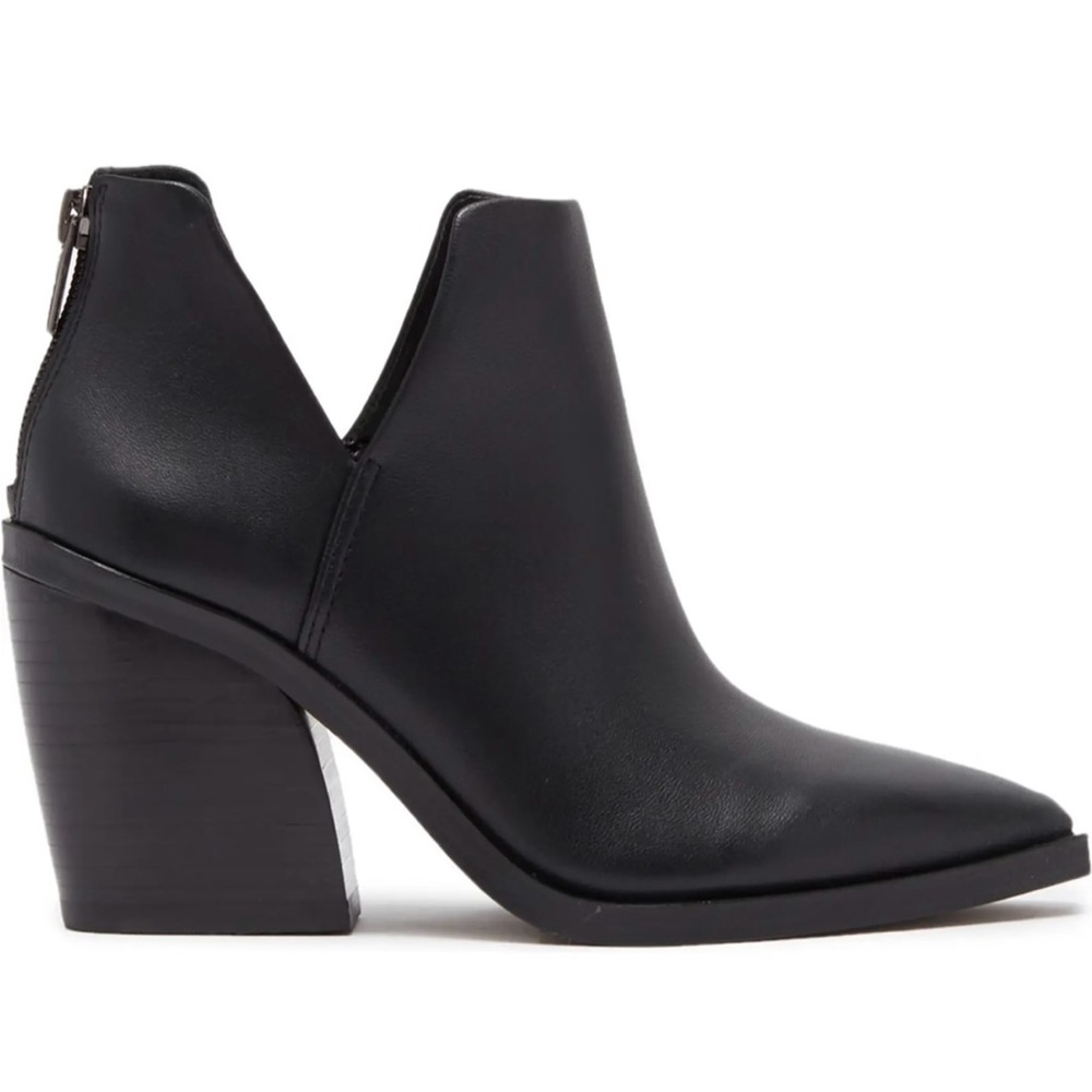 Vince Camuto leather boot booties size 6.5